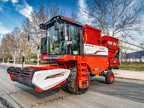 “想發(fā)財(cái)就買(mǎi)它!” 中聯(lián)花生收獲機(jī)助用戶走上致富路