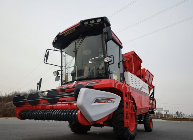 “好奇心”讓我成為中聯(lián)收獲花生機“新粉絲” 526-1.png