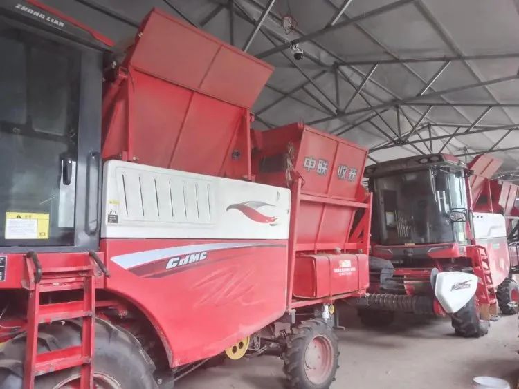 孔慶宇：質量可靠收益高，中聯(lián)收獲花生機是我心目中的
(圖2)