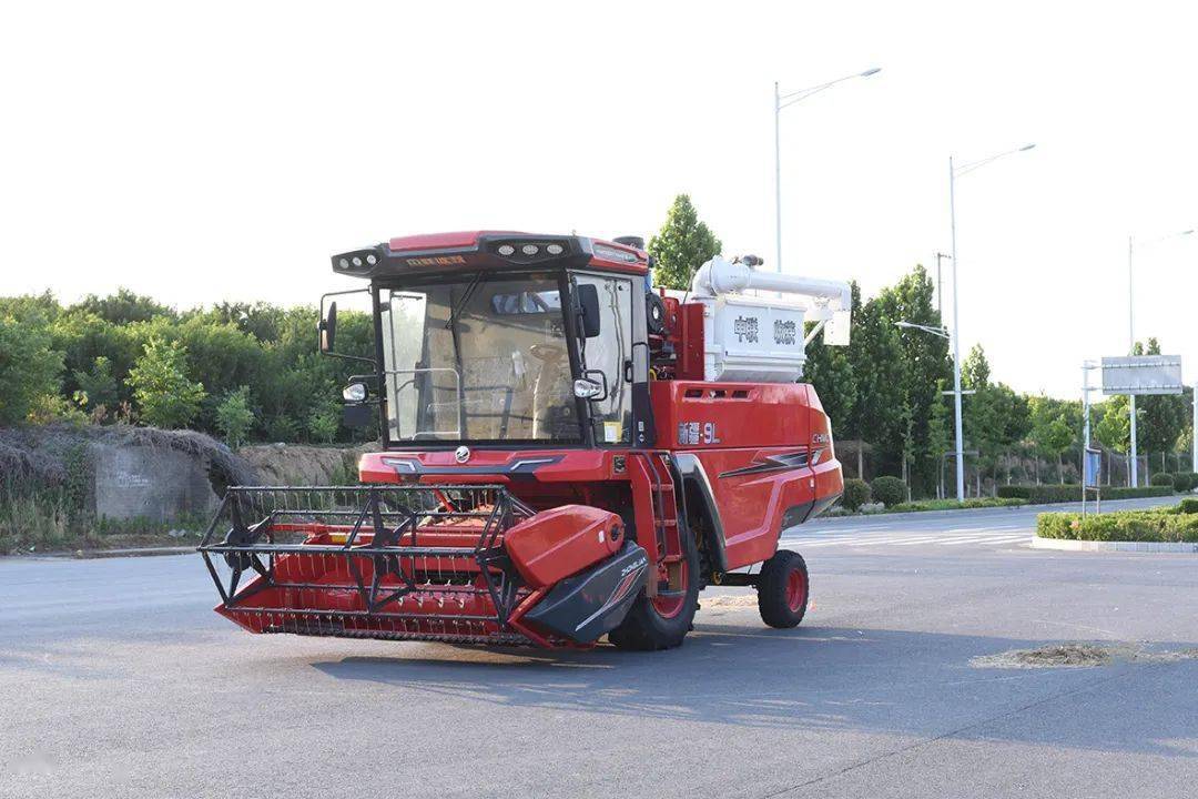 來自保定華師傅的認(rèn)可：從新疆-7到新疆-9，中聯(lián)收獲一直是我中意的品牌(圖5)